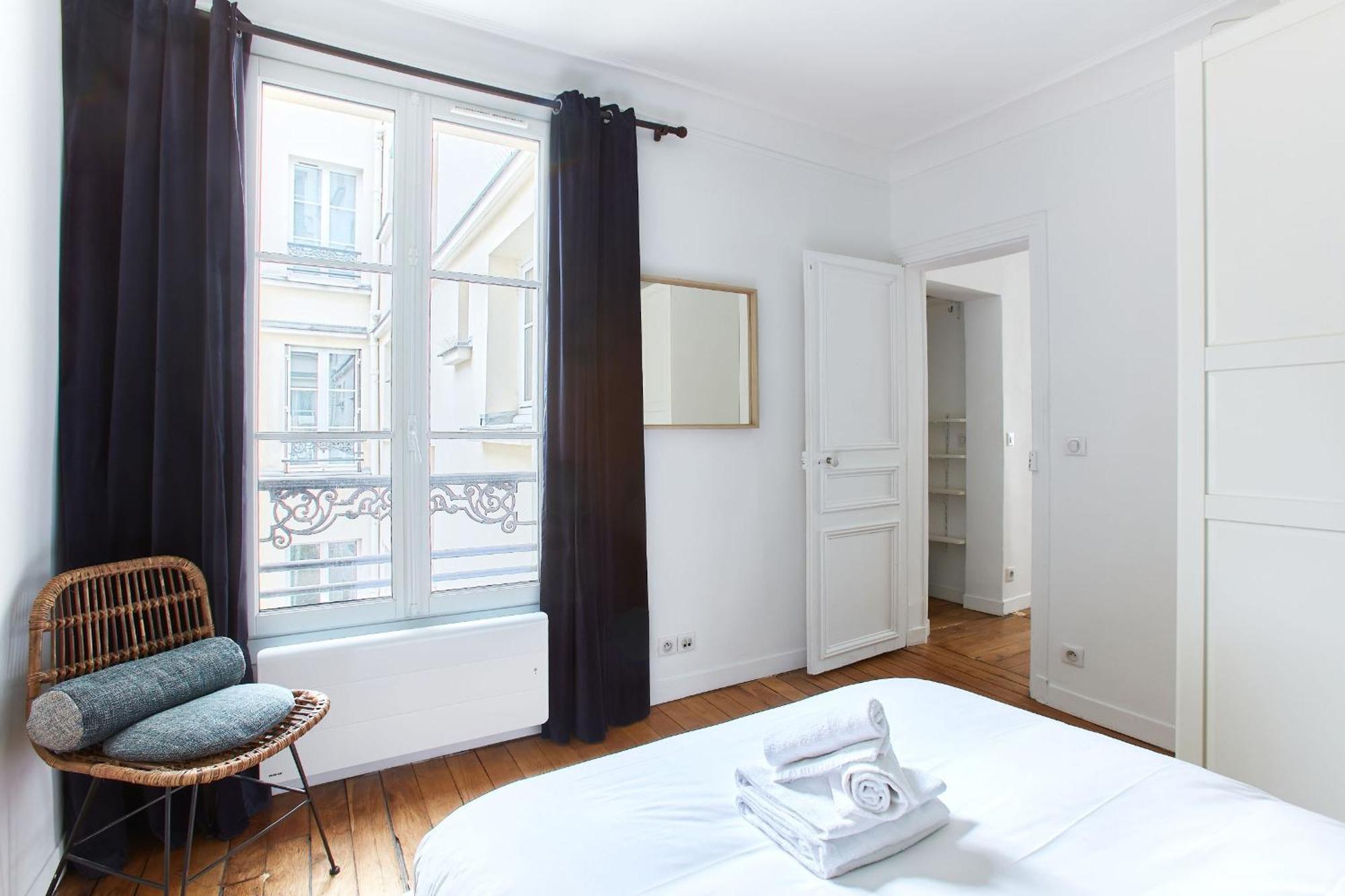 Montmartre & Rue Durantin - 1Br - Cityapartmentstay Париж Екстериор снимка