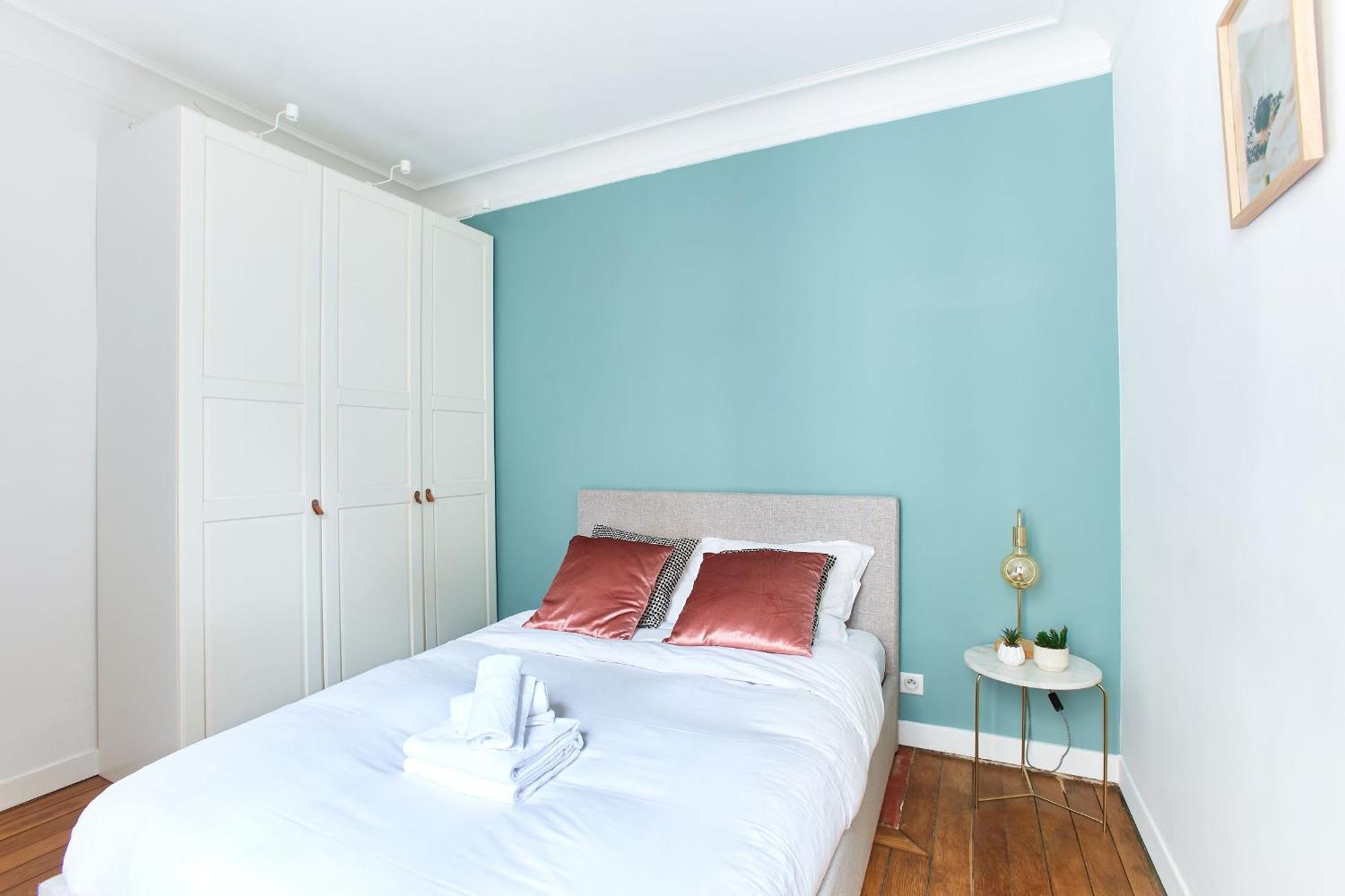 Montmartre & Rue Durantin - 1Br - Cityapartmentstay Париж Екстериор снимка