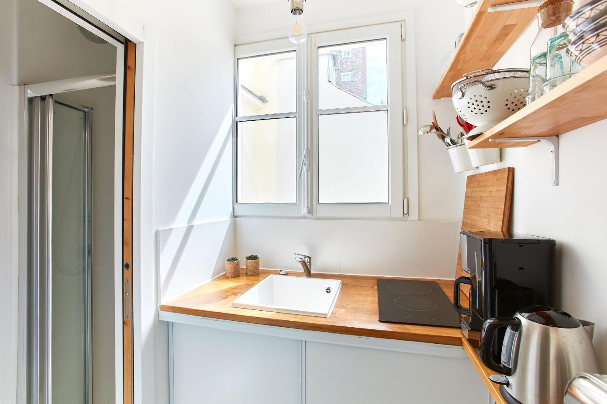 Montmartre & Rue Durantin - 1Br - Cityapartmentstay Париж Екстериор снимка