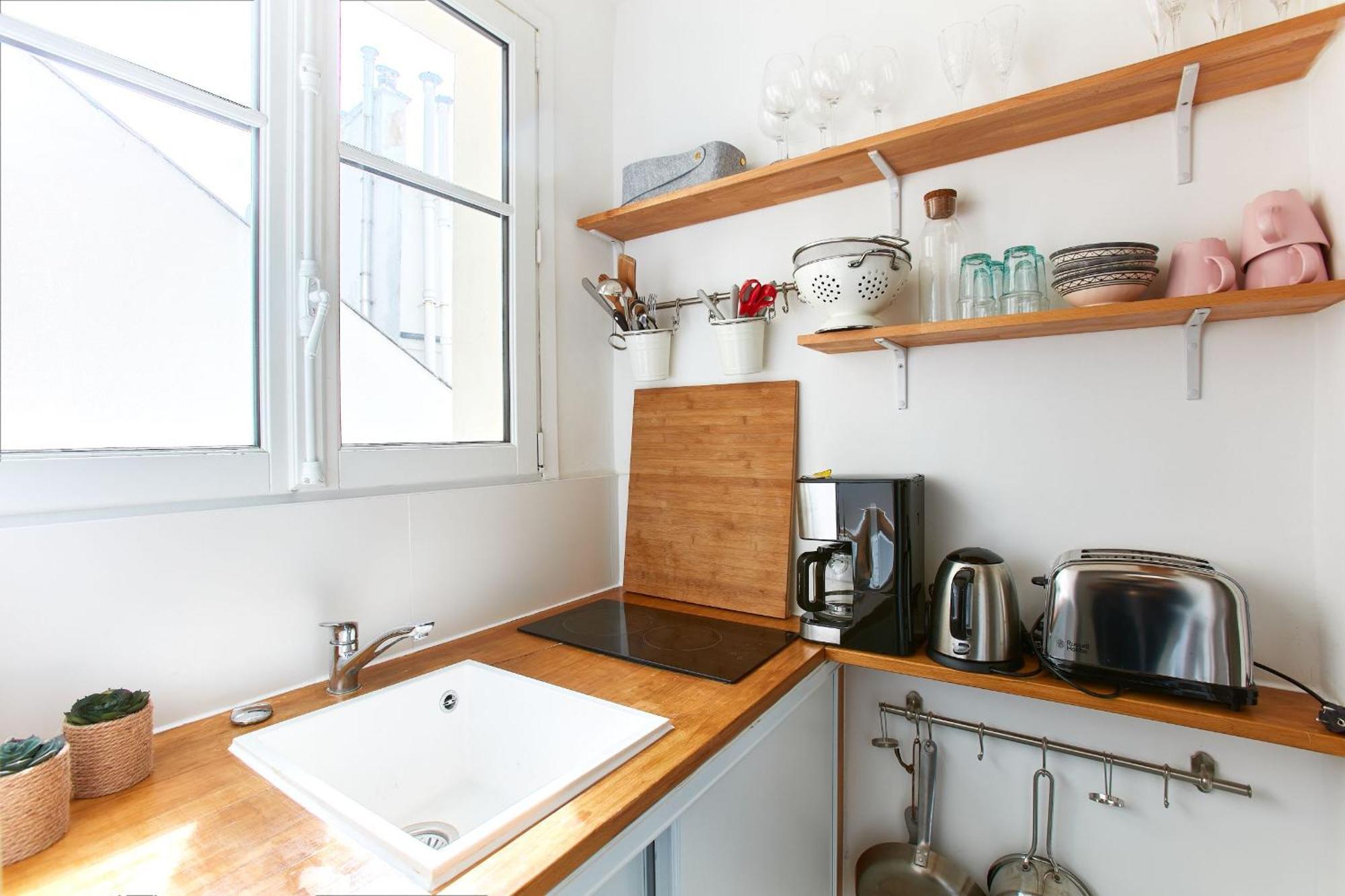 Montmartre & Rue Durantin - 1Br - Cityapartmentstay Париж Екстериор снимка